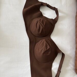 Seamless Brown Bra
